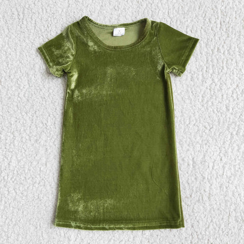 girl short sleeve green velvet dress